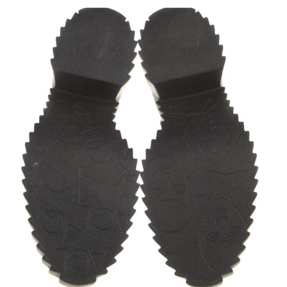 NWOB AGL Tiggy Leather Bootie 9 (39) - Picture 5 of 7